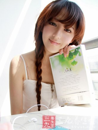 點(diǎn)擊將在新窗口查看全圖 中醫(yī)養(yǎng)生 巧用艾灸預(yù)防經(jīng)常感冒